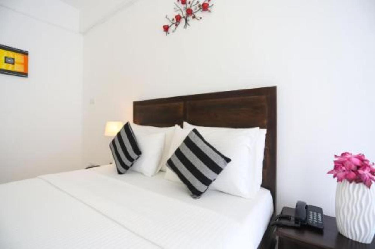 Dazzle Bay By Twenty Two Hotel Weligama Bagian luar foto