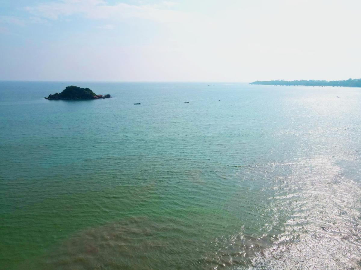 Dazzle Bay By Twenty Two Hotel Weligama Bagian luar foto