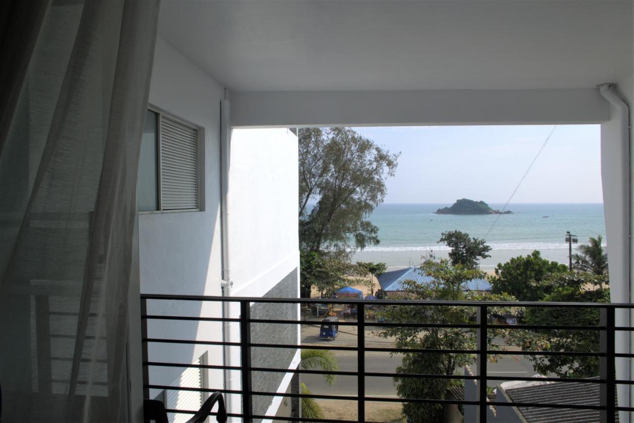 Dazzle Bay By Twenty Two Hotel Weligama Bagian luar foto
