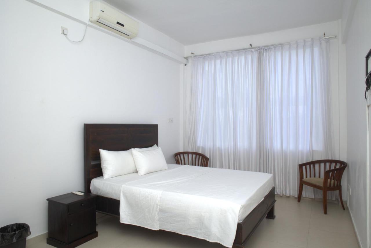 Dazzle Bay By Twenty Two Hotel Weligama Bagian luar foto